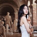 Zhao Jinmai Instagram – 📸🤍在巴黎🤍
@lancomeofficial  @MuseeLouvre  #lancomexlouvre