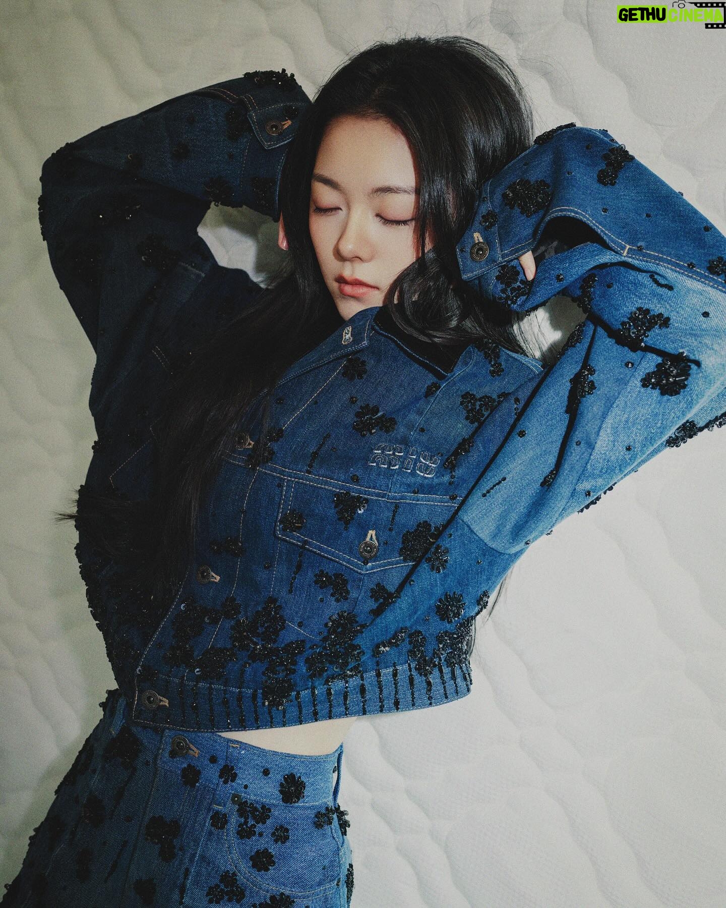 Zhao Jinmai Instagram - 🌌@MiuMiu #MiuMiuUpcycled