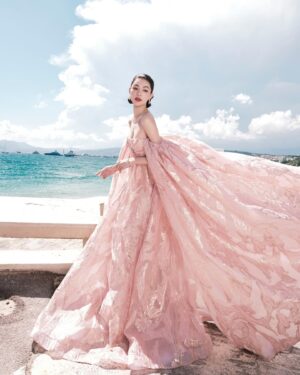 Zhong Chuxi Instagram - 🌸#cannesfilmfestival