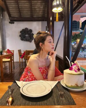 Zhong Chuxi Instagram - 🌸🌼🌺