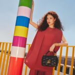 Zhong Chuxi Instagram - Freely city walk! @louisvuitton @NicolasGhesquiere #LVVOYAGER #LVPREFALL24 #NicolasGhesquiere #LouisVuitton