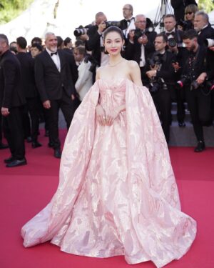 Zhong Chuxi Instagram - Thanks @lorealparis 🌸 #LorealParisCannes #CannesFilmFestival