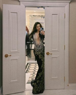 Zhong Chuxi Instagram - Hi hi~🖤