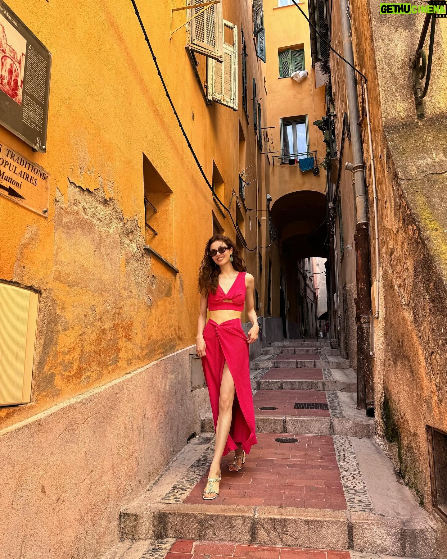 Zhong Chuxi Instagram - The memories of Southern France🩷