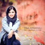 Ziba Karamali Instagram - . تو این شلوغ پلوغیا گفتیم تولدمونم با عکسی از آرمین جان احمری که مود تولدی داره پاس بداریم😁 ۲۵ تمام و پیر شدیم رفت و خلاصه ازین حرفا😁 . 📷 @armin__ahmari Makeup by @elenanorouzii
