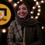 Ziba Karamali Instagram - . این مصاحبه رو خودم خیلی دوست دارم. چون صمیمی و صادقانه‌س. بدون هیچ ادا و تظاهری خودِ خودم بودم و از هم نشینی با عوامل جوان و دوست داشتنی @deedart.ir لذت بردم. خیلی خیلی خوشحالم می‌کنید اگر این گفتگو رو فردا شب ساعت هشت از سایت نماشا تماشا کنید💛💛 . مثل همیشه بسیار دوستتون دارم🥰 . @deedart.ir