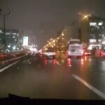 Ziba Karamali Instagram - . که بدانم چه کسی و چه چیزی مهربان تر و نزدیکتر و عزیزتر از بارانِ آذرماه، "جانِ مرا" نوازش خواهد کرد و پیشانی‌ام را بوسه می‌زند. و من که تنهای تنها می‌گذرم از میان روز و شب بی آن که کنار تو باشم... . پ.ن: موزیک دلنشینی از گروه "بُمرانی" به نام "تنهای تنها". بشنوید. @bomranimusic @behzadomrani