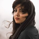 Ziba Karamali Instagram – .
باد بیا و ما رو با خودت ببر…
ببر به یه جای دور… فرسنگ‌ها دورتر از اینجا!
یه جایی شبیه آسمون…
.
📷@emad.araad
.

#portraitphotography #photography #zibakaramali #art