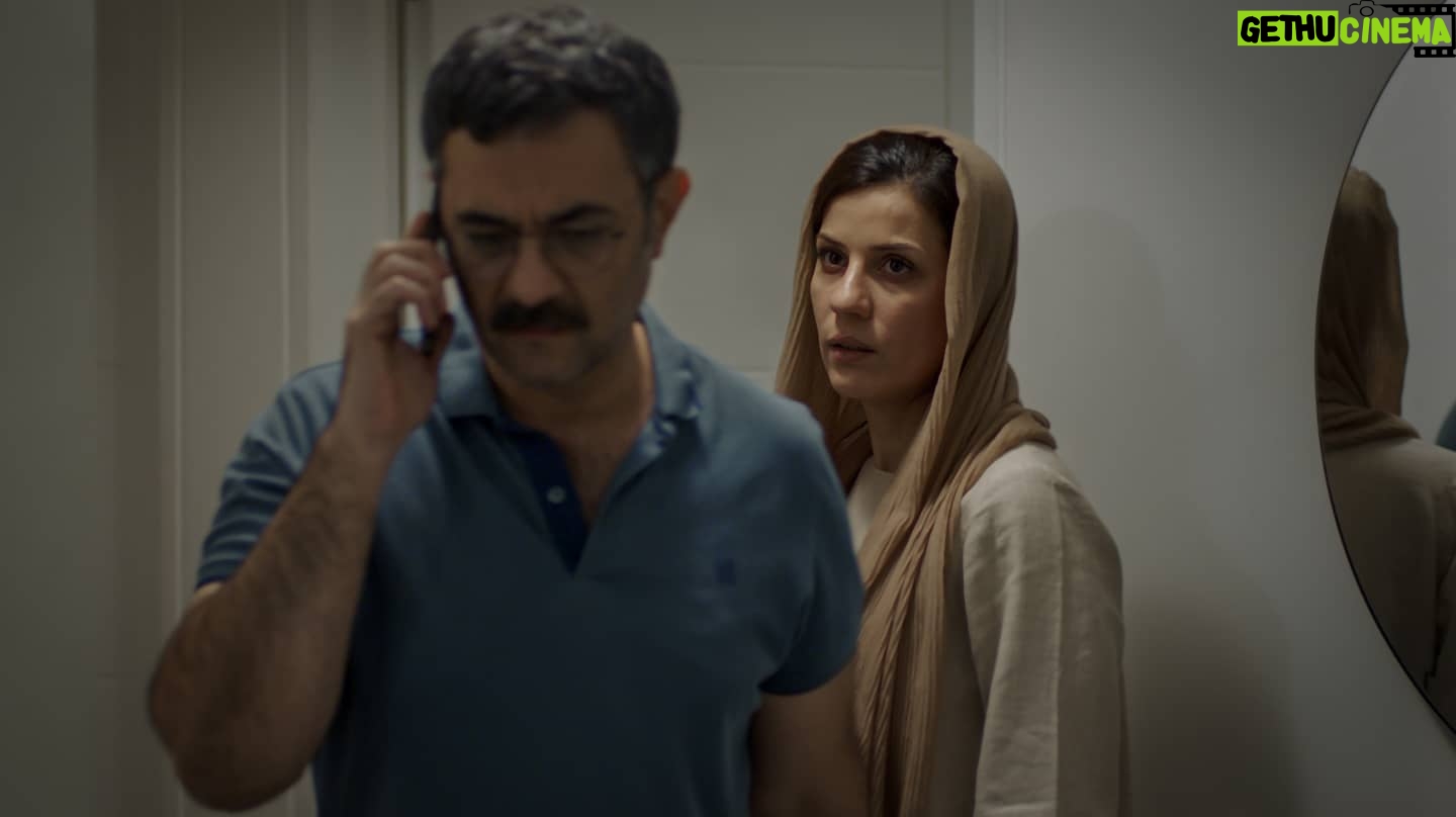 Ziba Karamali Instagram - . بر اساس اعلام دبیرخانه جشنواره فیلم کوتاه تهران، فیلم کوتاه « تهاتر» به نویسندگی و کارگردانی #زیبا_کرمعلی و #عماد_آراد و تهیهکنندگی حمید قوامی به بخش "مسابقه سینمای ایران" راه پیدا کرد. #سارا_بهرامی #علیرضا_ثانی_فر ، محمدامین طاهری و نیوشا علیپور بازیگران این فیلم هستند. سایر عوامل این فیلم عبارت اند از: تهیه کننده : حمید قوامی. جانشین تهیه کننده: ملیا عظیمی. مدیر فیلمبرداری: عماد آراد. تدوین: پویان شعله ور. موسیقی: افشین عزیزی. طراح صحنه: پوریا اخوان. طراح لباس: اسما احمدی. مدیر صدابرداری: مصطفی اکبری منجیلی. طراح چهره پردازی: بابک کشن فلاح. طراحی و ترکیب صدا: زهره علیاکبری. اصلاح رنگ و نور: حمیدرضا فطوره چیان و برنا جمشیدی. جلوههای بصری: امین پهلوانزاده. عکاس : مجید طالبی. برنامه ریز : الهه اسماعیلی. دستیار کارگردان : ابوالفضل حسینیپور. منشی صحنه: آیداپالیزگر. فیلمبردار پشت صحنه: امیرحسین رمضانی. گروه فیلمبرداری: ستار گودرزی، اردلان معتمدی، علیرضا مرجویی، محسن صفریهنر. گروه صحنه: مسعود قدسی، مهسا اسماعیل زاده. دستیارصدا: پوریا افرا. دستیار جلوههایبصری: عرفان شیخ هرندی. مدیر تولید: محمدرضا نوریان. مدیر تدارکات: ایمان حاجی رحیمی. مشاور پروژه: امید شمس. مجری طرح: زیبا کرمعلی. @zibakaramali @emad.araad @sara.bahrami.official @alisanifar @aminma_story @niyousha_alipour1390 @pooyansholevar @afshinazizi86 @porya_akhavan @asma_amd_ @mstfamnjl @lordbkf @zohre.aliakbarii @hamidrezazn @amin.pahlevanzade @majidtalebi @elili__ @abolfazl_hoseinipour @aida.palizgar @amir.timo @satargoudarzi @ardalan.mo1989 @alirezamarjuyi @mohsensafarihonar @masoudghodsi.official @iiersham @mohammadreza.nourian @imanrahimi7076 @pouria.8 @omid.shams1369 @melia_azimi @hamidghavamipublic