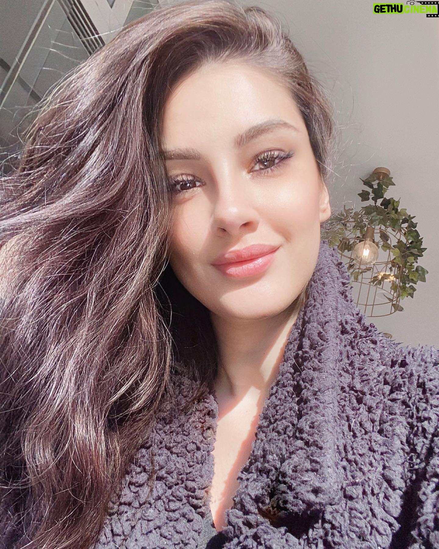 Zilan Duru - 3 Likes - #nomakeup