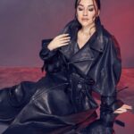 Zilan Duru Instagram – HOLLYWAY Magazine / Tokyo

@hollyway.magazine 

Cover Story 🖤
General coordinator: @zisanseckin
Interview: @dilaysjoker
Photo: @bahadirkuyucu
Make up: @cuneytseven
Hair: @sabitakkaya
Hair style assistant: @erdemhairdresser
Styling: @istylebul 
Location: @lookphotostudio