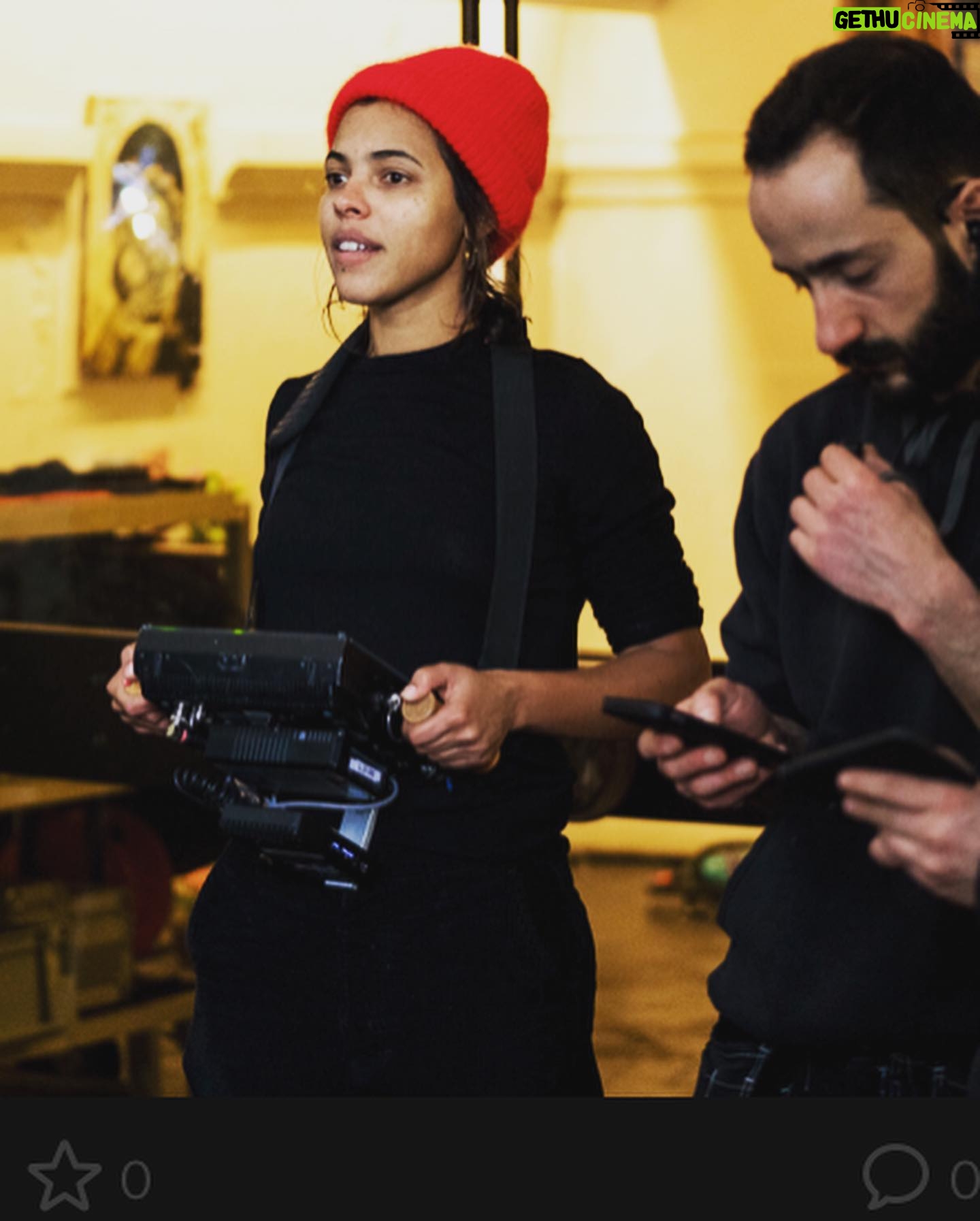 Zita Hanrot Instagram - La preuve en images! Merci à @m_magazine et @_matthieuderrien Merci à toute l’équipe de mon court métrage @fulldawafilms @artistesadami @laoredb @naomoine @marcriso @cyprianegardin Eulalie Elsker @clementartnew @ambroise_sab etc