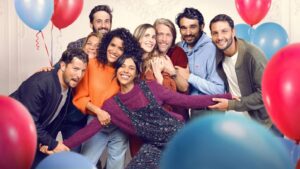 Zita Hanrot Instagram - Je vous souhaite à tous une très belle année 2022 ! De l’amour, de l’amitié, de la gentillesse ! 
Avec les copains on revient aujourd’hui sur @netflix pour la saison 3, la saison finale ! ✨✨✨
Trop hâte que vous découvriez ça ! 

❤️❤️😘😘