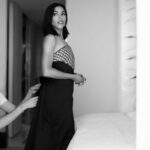 Zita Hanrot Instagram – Merci à @chanelofficial ✨🖤✨

Aux géniaux @_matthieuderrien et toute son équipe 🤍🤍
A @hugotoucas pour son œil parfait et à @nabilharlow et @gregoris pour leurs doigts de fées 
Au @festivaldecannes et a @nespresso.fr 🙏

Et bon dimanche soir à toutes et à tous 🤍🖤