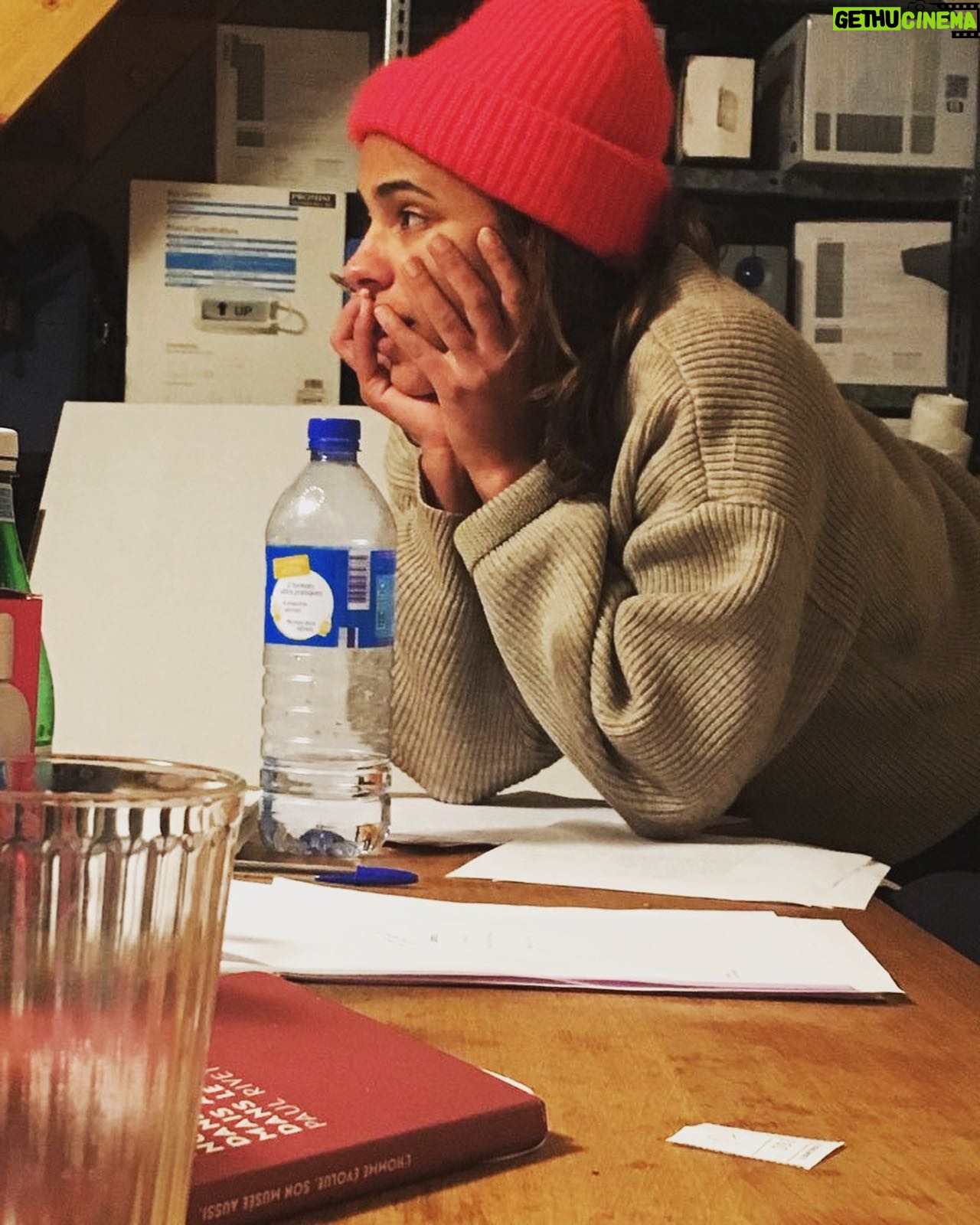 Zita Hanrot Instagram - La preuve en images! Merci à @m_magazine et @_matthieuderrien Merci à toute l’équipe de mon court métrage @fulldawafilms @artistesadami @laoredb @naomoine @marcriso @cyprianegardin Eulalie Elsker @clementartnew @ambroise_sab etc