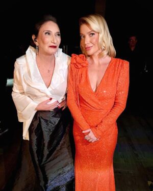 Zizi Possi Instagram - Encontros especiais no show Zizi e Luiza - Especial de Dia das Mães ✨

Teatro Guaíra - Curitiba.