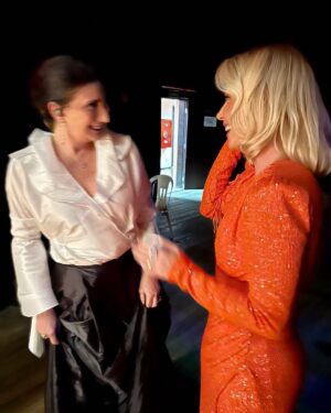 Zizi Possi Instagram - Encontros especiais no show Zizi e Luiza - Especial de Dia das Mães ✨

Teatro Guaíra - Curitiba.