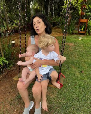 Zizi Possi Instagram - Contando os minutos para rever meus heróis!  #amomeuneto #amordevó