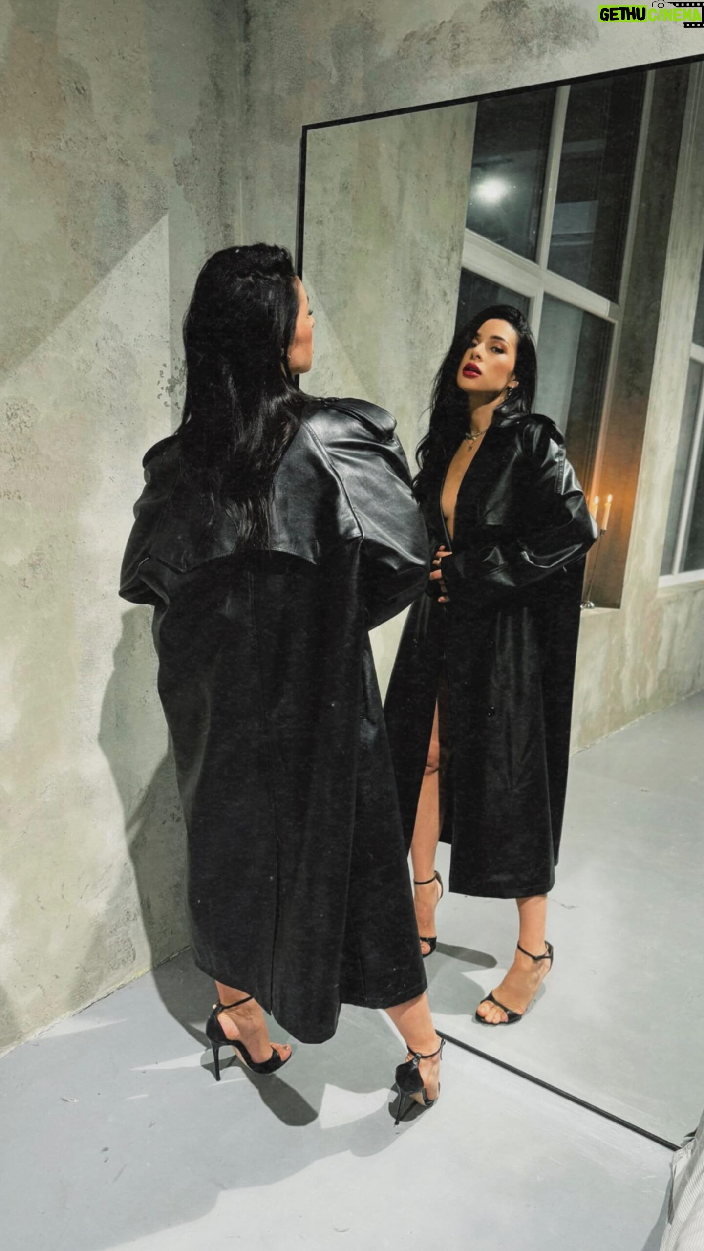 Zlata Ognevich Instagram - Доведи, що це саме ти 🖤
