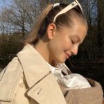 Zoë Pastelle Holthuizen Instagram - first little walks 🕊️