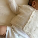 Zoë Pastelle Holthuizen Instagram - adv | My favorite moments with you.. 🤍 our perfect day consists of many cuddles, nature time and new discoveries supported by the @pampersde premium protection line for a feather-soft feeling on the skin ✨ #pampers #pampersde #premiumprotection #pampersparenthoodjourney #motherhood