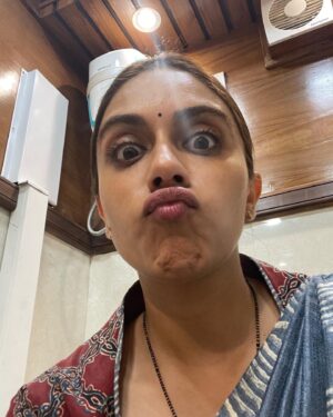 Zoa Morani Instagram - Kaise lagi #dahaad ? 
#dahaadonprime