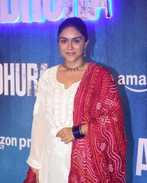 Zoa Morani Instagram - #Adhura is now poora #grateful 
Streaming on @primevideoin 
Thank you @manojstillwala ❤️♥️