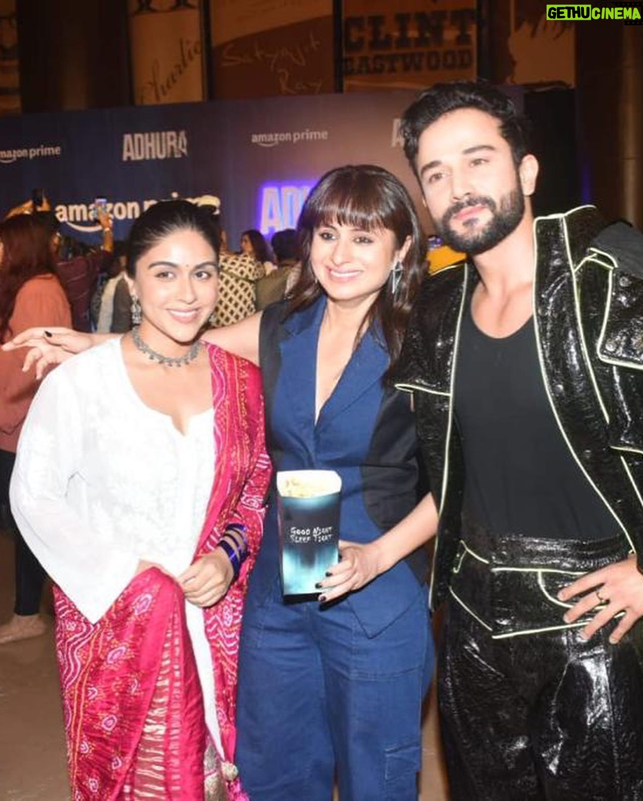 Zoa Morani - 1.9K Likes - #Adhura is now poora #grateful
Streaming on @primevideoin
Thank you @manojstillwala ❤️♥️