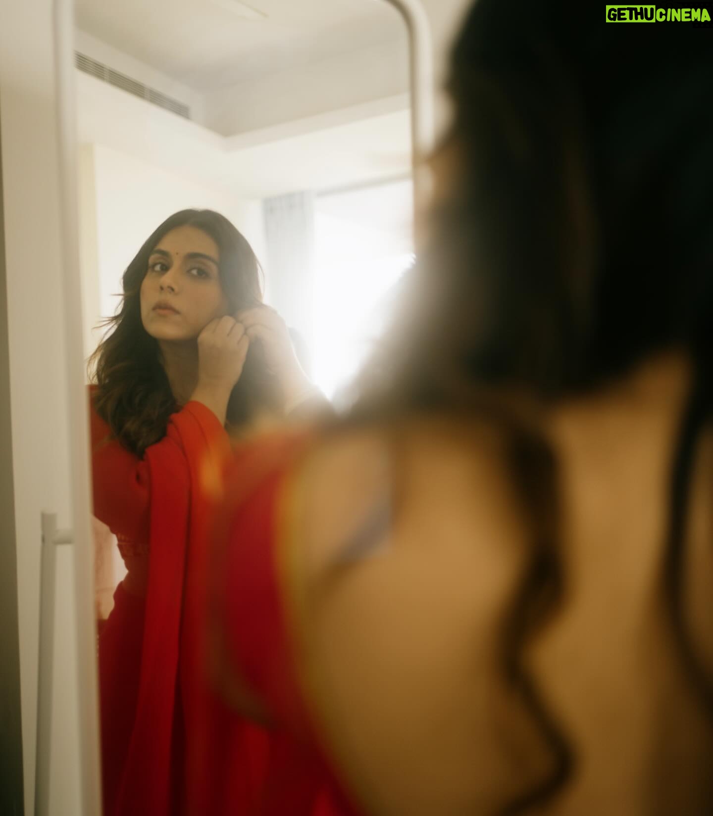 Zoa Morani - 1.8K Likes - #Dange #DangeInCinemas Make up and hair by the lovely @muskaan_sama
Photos @palashsverma
