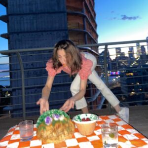 Zoe Levin Instagram - The life, death, and resurrection of a Pinterest Pie