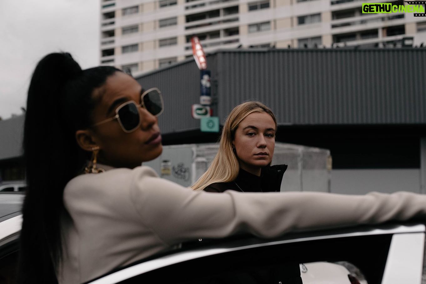 Zoé Marchal - 3.4K Likes - 3 millions c’est pas assez