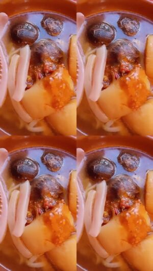 Zoie Tam Instagram - Get a taste of Hong Kong cart noodles 
Which one is your favourite 
#今日食乜餸