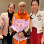 Zoie Tam Instagram - 年初五快樂🧧 1) 情人節有花收 開心 @cetaphilhk❤️ 2）BabyG話農曆新年祝我快高長大 話我好快好返可以行😅 3）農曆年我們都在澳門過年 開心 @vvyeo 💕 4）有看出我的誠意嗎 ⛷ 5）200分的演唱會 每一個環節都充滿重重驚喜 超好看😍 @dickyyyyyyyyyyyyyyyyyy 6) 我們三很久沒有同框 🖼 7）happy birthday dear @mikiyeung 願你每天幸福快樂🎂 8）這段時間辛苦你了 happy Valentine’s Day 😬 9，10) 昨天才發現BabyG原來識得畫人像 娘親表示很驚訝🙀 。 。 最後祝大家身體健康💪🏻