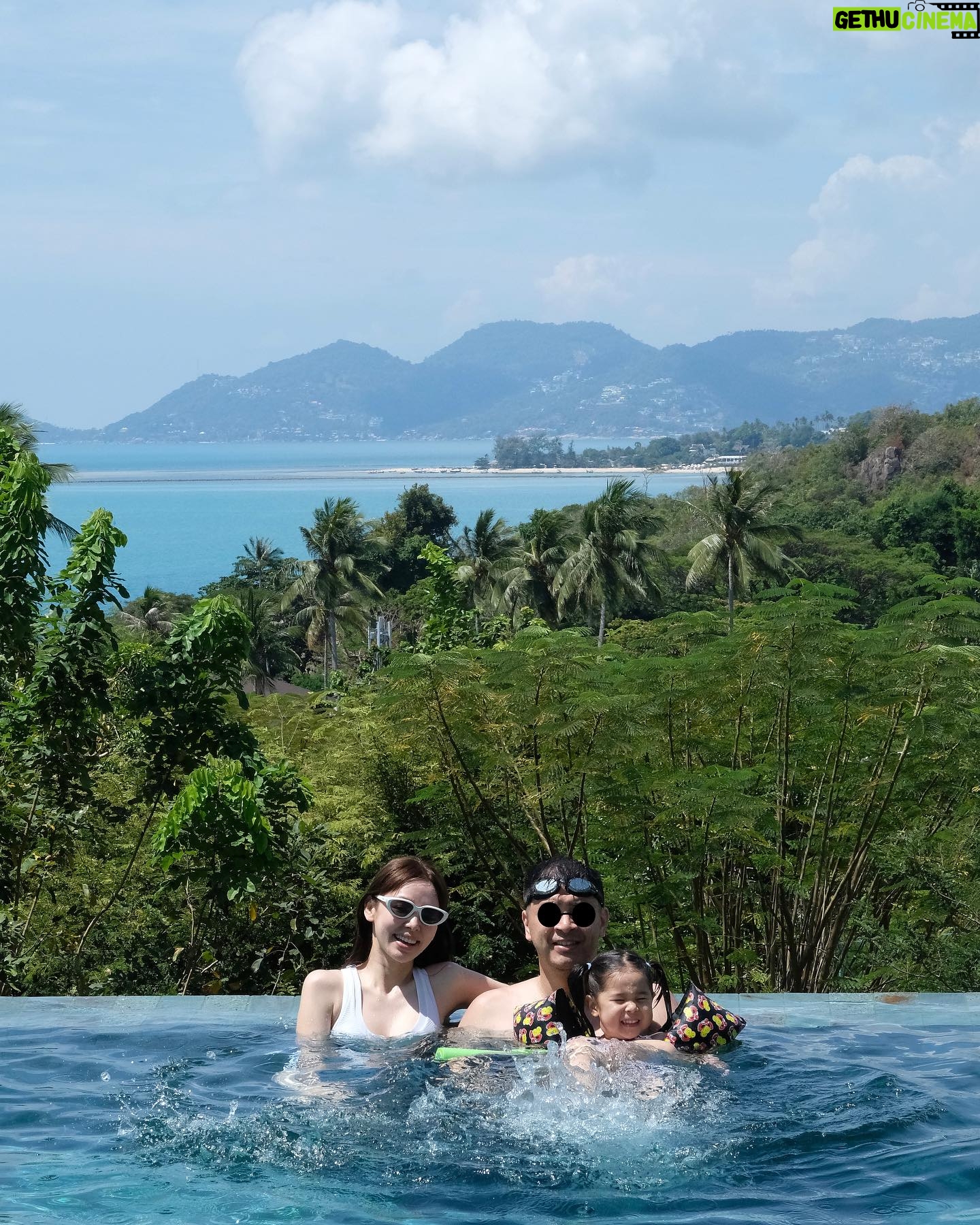 Zoie Tam Instagram - Fully recharged from this Easter Holiday. Gabri made a few new friends and got her first tan line along the way. Already planning the next one😎