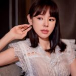 Zoie Tam Instagram - 週末就是將生活調回自己喜歡的頻道 在瑣碎的日子裏 想盡辦法取悅自己 找回一種安靜的美好💕
