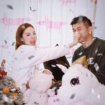 Zoie Tam Instagram - 2024 1.1 從日曆第一頁開始 新的一年 新的篇章 第一篇就用這張照片作開端 一同提筆 由零開始 一起前行 祝福身邊各人都健康喜樂💕 #HappyNewYear2024