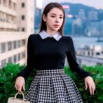 Zoie Tam Instagram – 今天是四年一度的特別日子
很想出個post來紀念一下
還記得四年前的今天自己在做什麼嗎
看回手機內的相冊 
四年前的我那時除了專心抗疫之餘
還有好好的在家煮了頓飯
今年的閏年2月29日
當然要找個藉口出街食餐飯開心下啦🍻