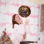 Zoie Tam Instagram - 2024 1.1 從日曆第一頁開始 新的一年 新的篇章 第一篇就用這張照片作開端 一同提筆 由零開始 一起前行 祝福身邊各人都健康喜樂💕 #HappyNewYear2024