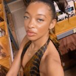 Zolee Griggs Instagram - Vintage girl