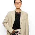 Zoya Yarovitsyna Instagram - Снова пришла в КСТАТИ к ребятам с последней парты и рассказала про книги ✌🏻 Muah @elvirariabtseva_makeup Style @bvdboyjohn