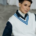 Zoya Yarovitsyna Instagram - 35 - через 10 лет баба ягодка опять! Друзья, у меня сегодня день рождения. Какое же счастье сказать - у меня все есть))) все, что можно пожелать для себя. Поэтому традиционно в этот день я прошу за других - хвостатых обитателей приюта @lohmatiesudby. Если вы хотите меня поздравить, пожалуйста, зайдите в аккаунт приюта и сделайте репост любого животного, которое ищет дом. Или переведите небольшое пожертвование. Я буду очень вам благодарна 🤍