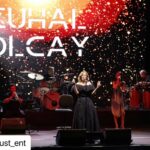 Zuhal Olcay Instagram - #Repost @must_ent with @use.repost ・・・ Cuma akşamı gerçekleştirdiğimiz Kalamış Yaz Festivali konserimizden🎤  Konser alanını dolduran binlerce kişiyle birlikte şarkılarımızı hep bir ağızdan coşkuyla söyledik, unutulmaz bir konser yaşadık🎶 Yeni yaşını çok mutlu yaşa, iyi ki varsın Zuhal Olcay❤️ @zuolcay @kadikoybelediye #MustEntertainment #MustEnt #ZuhalOlcay #Konser #Organizasyon #Prodüksiyon #KalamışYazFestivali #KadıköyBelediyesi