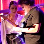 Zuhal Olcay Instagram - @dadasalonkabarett konserimizden... @zuolcay #MustEntertainment #ZuhalOlcay #Konser #Etkinlik #DadaSalon #DadaSalonKabarett #İstanbul #Organizasyon #Prodüksiyon #Menajerlik