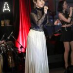 Zuhal Olcay Instagram – Bir @madam_nica gecesi✨🎶
@must_ent