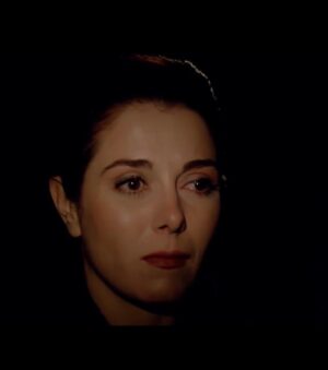 Zuhal Olcay Instagram - #tbt gününe kıymetli dostum Ömer Kavur 'un yönettiği 1991 yapımı Gizli Yüz filminden birkaç görüntü bırakıyorum buraya.. Sanki dün gibi ama çok zaman önce... #zuhalolcay #ömerkavur #orhanpamuk #rutkayaziz #fikretkuşkan #gizliyüz