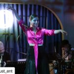 Zuhal Olcay Instagram - #Repost @must_ent with @use.repost ・・・ Dün geceden... Bizleri yalnız bırakmayıp günler öncesinden sold out yapan seyircimize ve @ouzokalamis ekibine teşekkürlerimizle. Muhteşem bir geceydi✨ @zuolcay @wyndhamgrandkalamis #MustEntertainment #MustEnt #ZuhalOlcay #OuzoKalamış #Konser #Etkinlik #Organizasyon #Prodüksiyon #Menajerlik