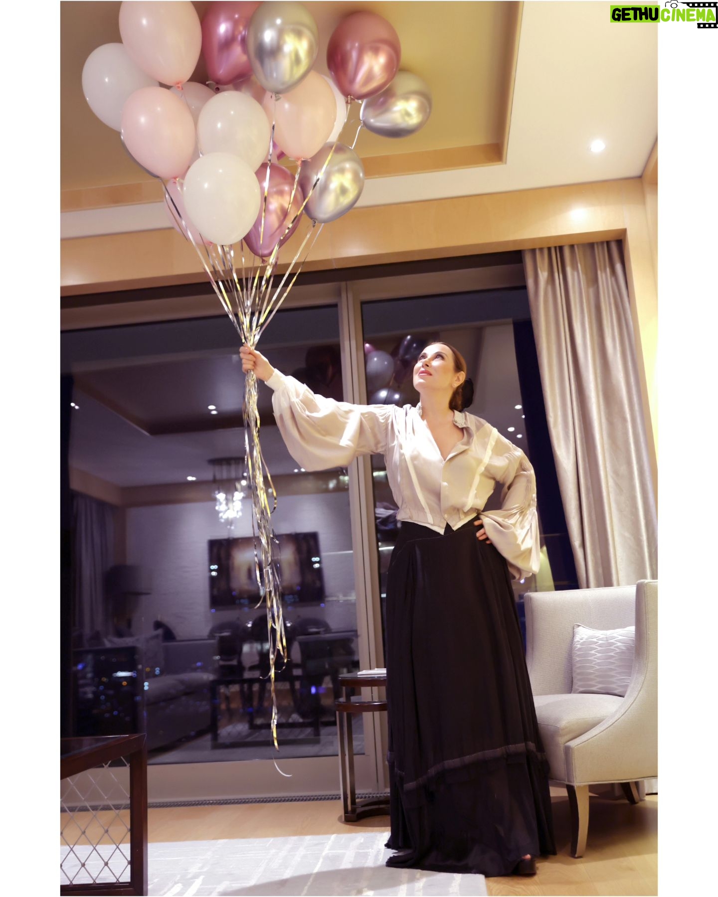 Zuhal Olcay - 6.5K Likes - 🎈✨️🤍
@must_ent
