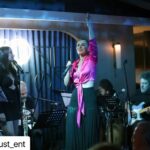 Zuhal Olcay Instagram - #Repost @must_ent with @use.repost ・・・ Dün geceden... Bizleri yalnız bırakmayıp günler öncesinden sold out yapan seyircimize ve @ouzokalamis ekibine teşekkürlerimizle. Muhteşem bir geceydi✨ @zuolcay @wyndhamgrandkalamis #MustEntertainment #MustEnt #ZuhalOlcay #OuzoKalamış #Konser #Etkinlik #Organizasyon #Prodüksiyon #Menajerlik
