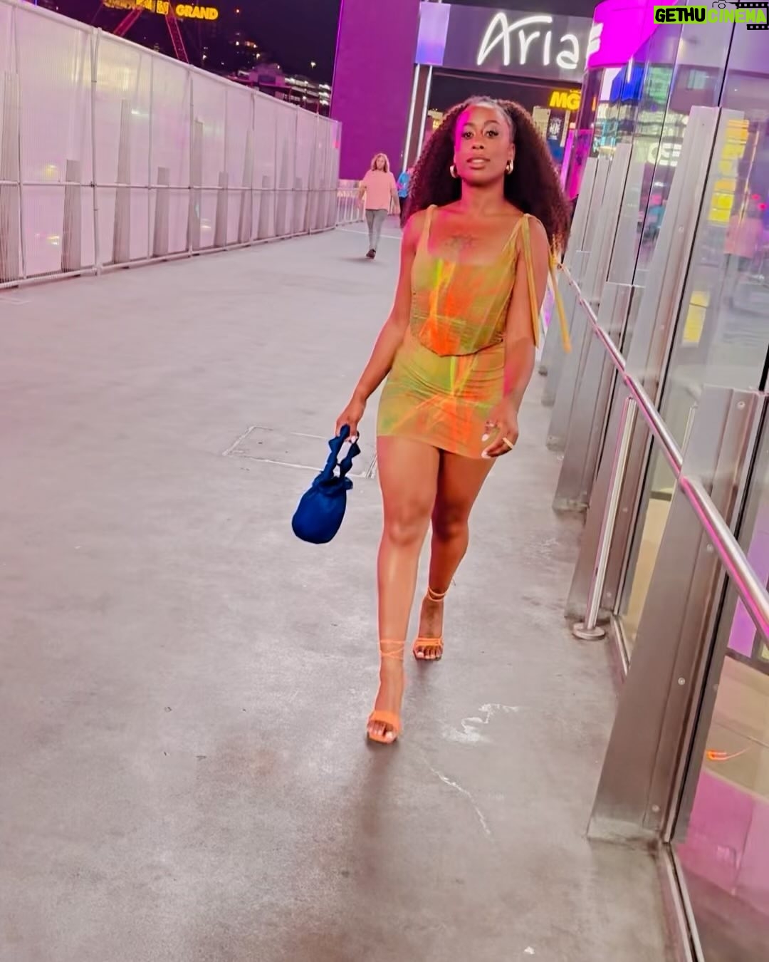 Zuri Adele - 5K Likes - Lifetime.