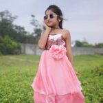 aazhiya sj Instagram - 🩷🩷🩷 the pinky pink . . . . Costume @__mona_fashion__ @aloraa_by_jd styling @seldonartistry mua @teen_wid_alpha_ lens